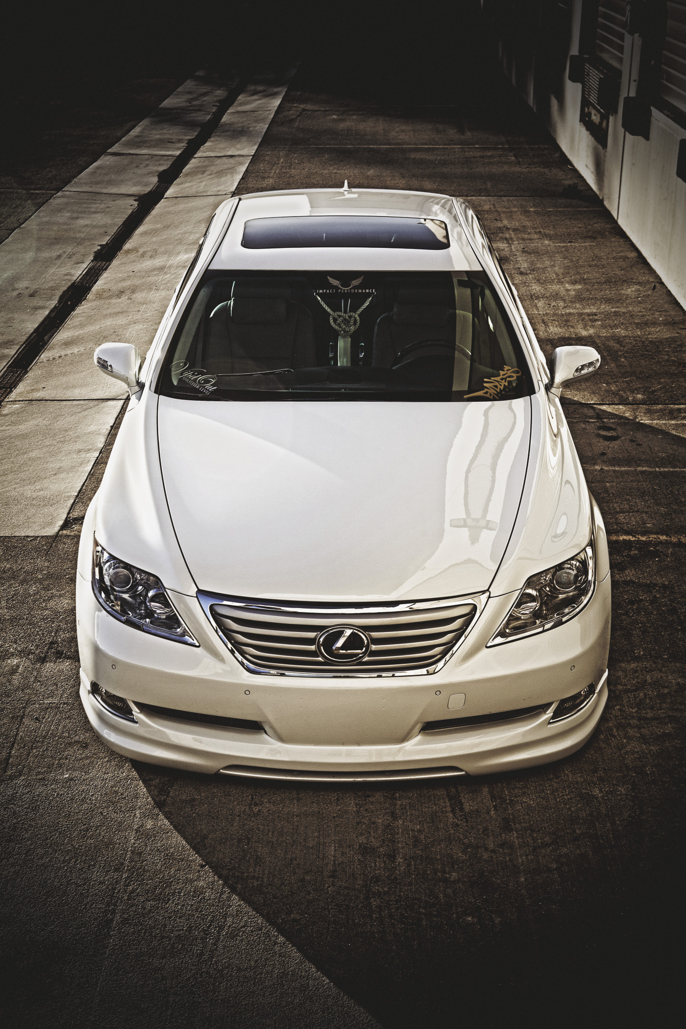 Urban Royalty: Wald Lexus LS460L