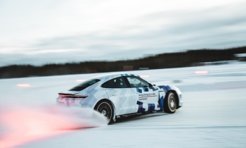 Porsche Taycan Sets New Drift Record on Ice