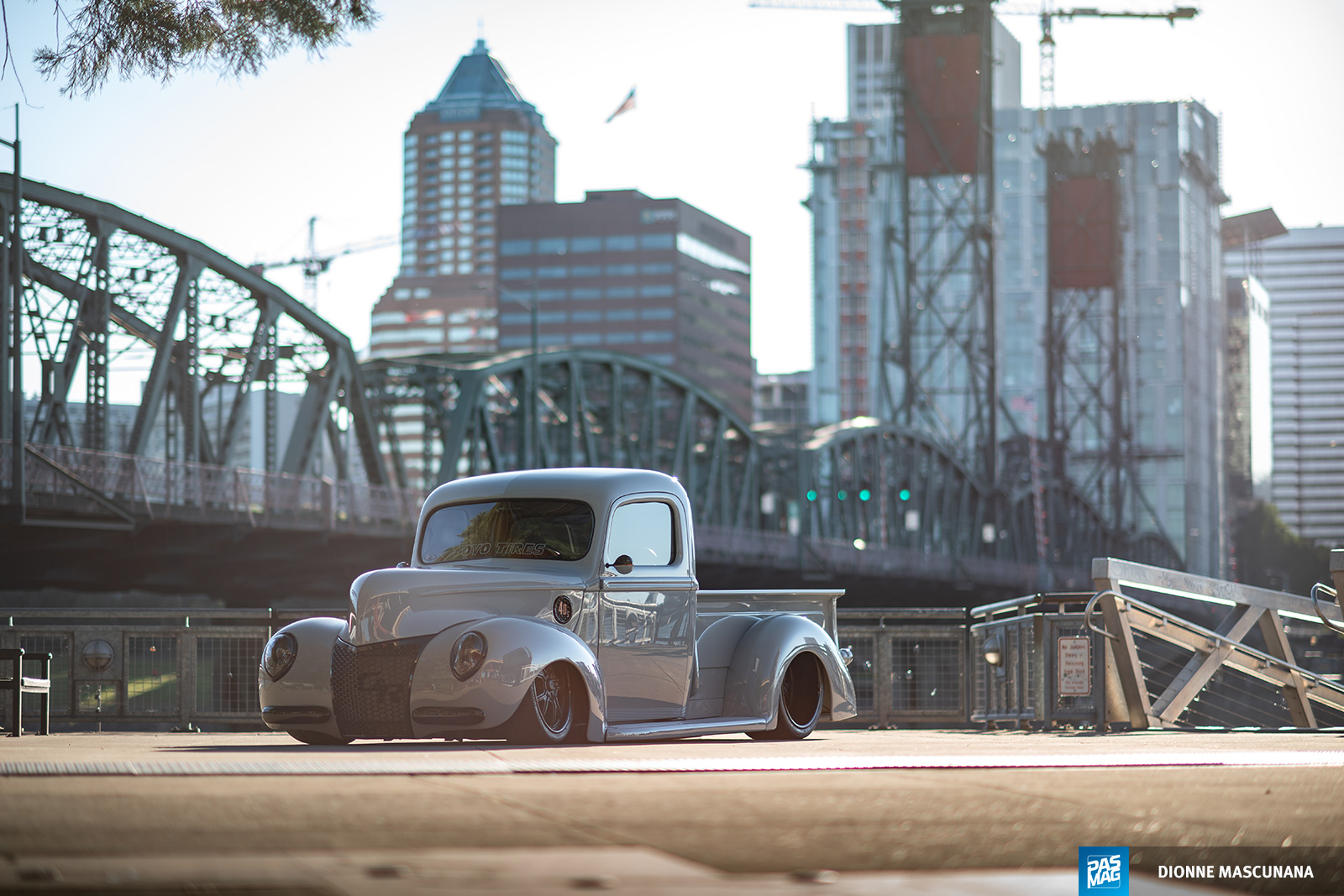 01 Chris Church 1940 Ford Pickup Toyo pasmag