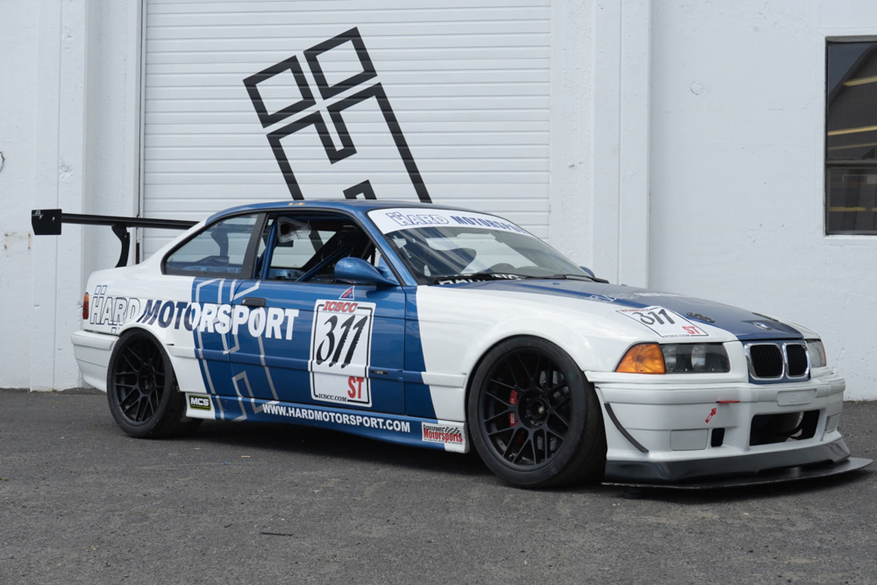 Hard Motorsport Bmw E36 Coupe Wide Over Fender Kit Pasmag Is The Tuners Source For Modified 